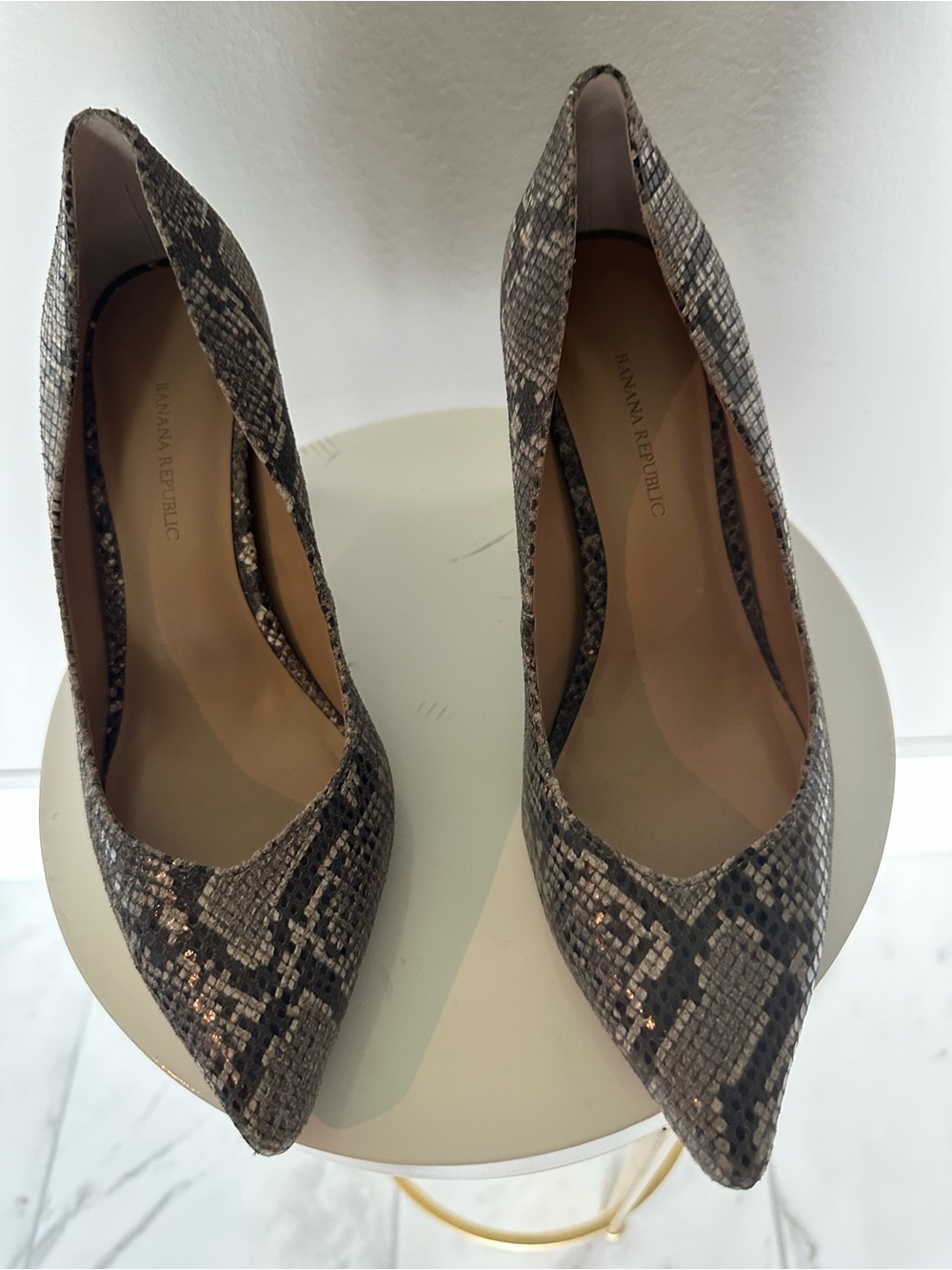 Banana Republic Brown Taupe Snake-Print Pointed Pumps